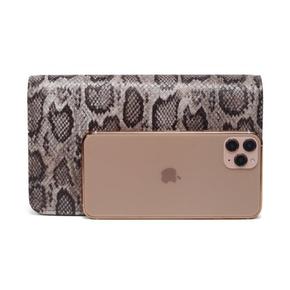 Daisy Rose Cross Body Bag for Women - RFID Blocking with Credit Card Slots - Picture 3 of 8